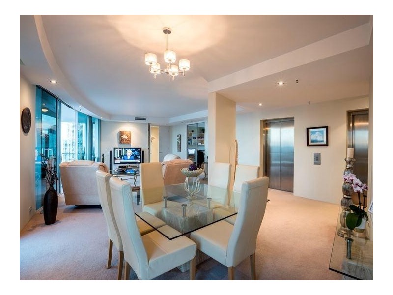 40 Riverview Parade, Surfers Paradise QLD 4217