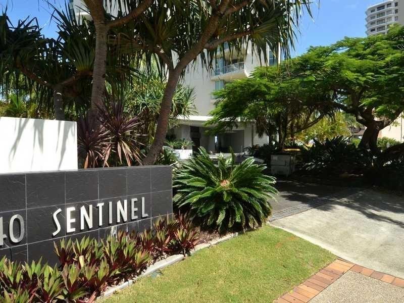 40 Riverview Parade, Surfers Paradise QLD 4217