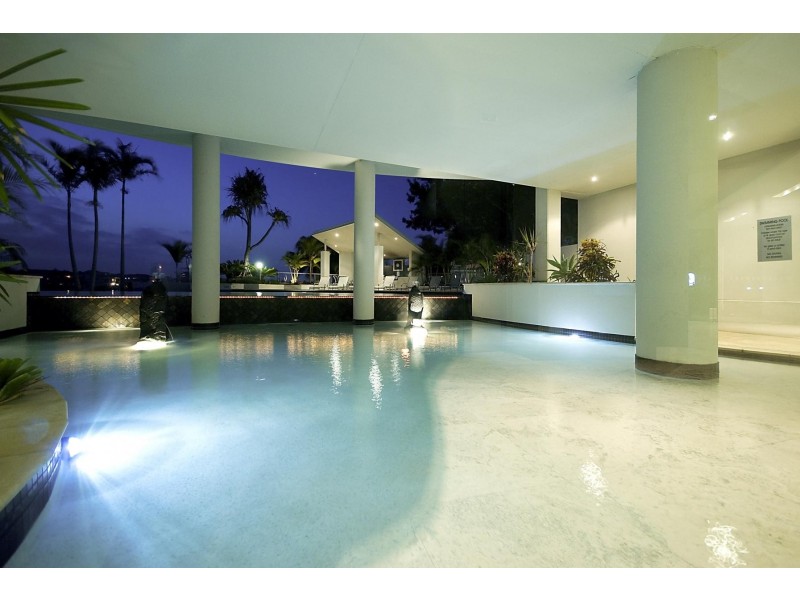 40 Riverview Parade, Surfers Paradise QLD 4217