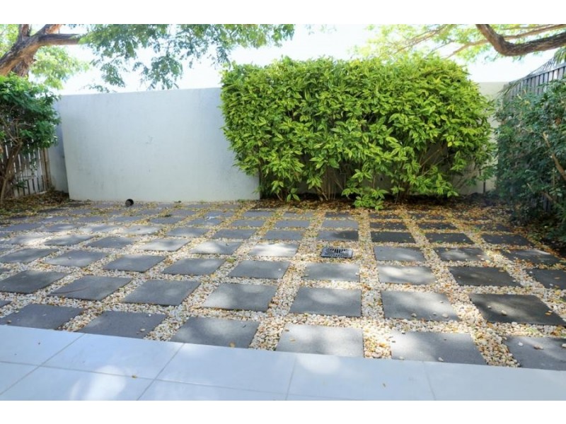 111-119 Bowen Road, Rosslea QLD 4812