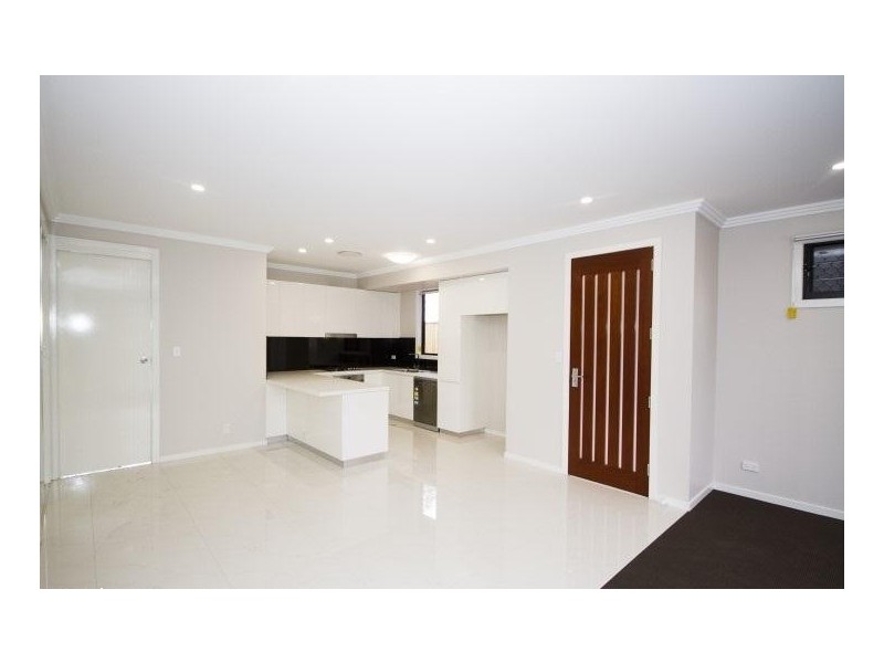 13 / 86 Grace Street, Leichhardt QLD 4305