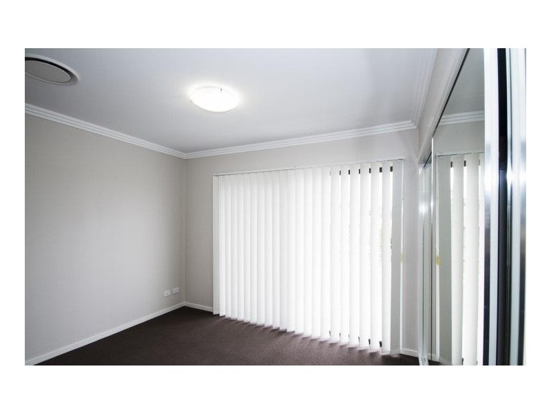 2 / 86 Grace, Amberley QLD 4306