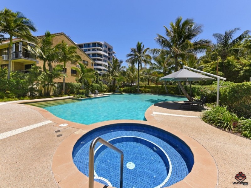 326 Marine Parade, Labrador QLD 4215