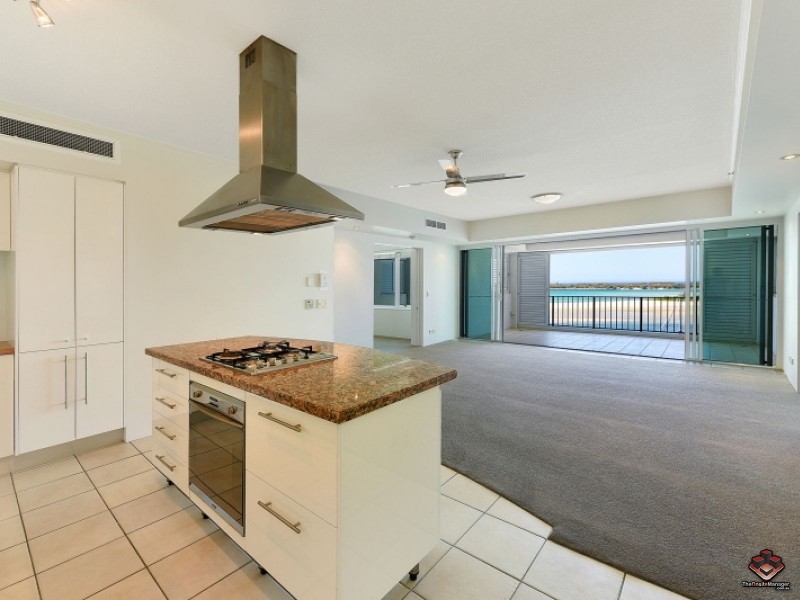 326 Marine Parade, Labrador QLD 4215