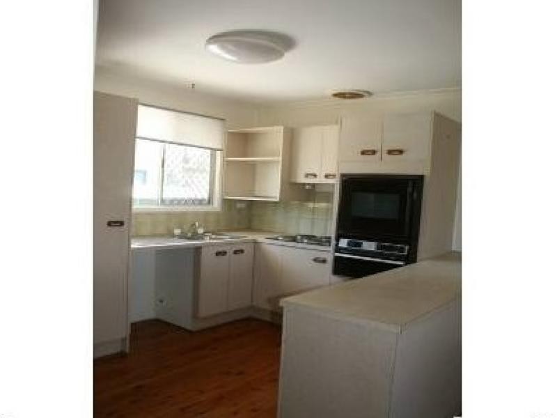 41 Errol Ave, Paradise Point QLD 4216