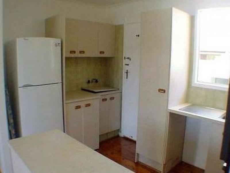 41 Errol Ave, Paradise Point QLD 4216