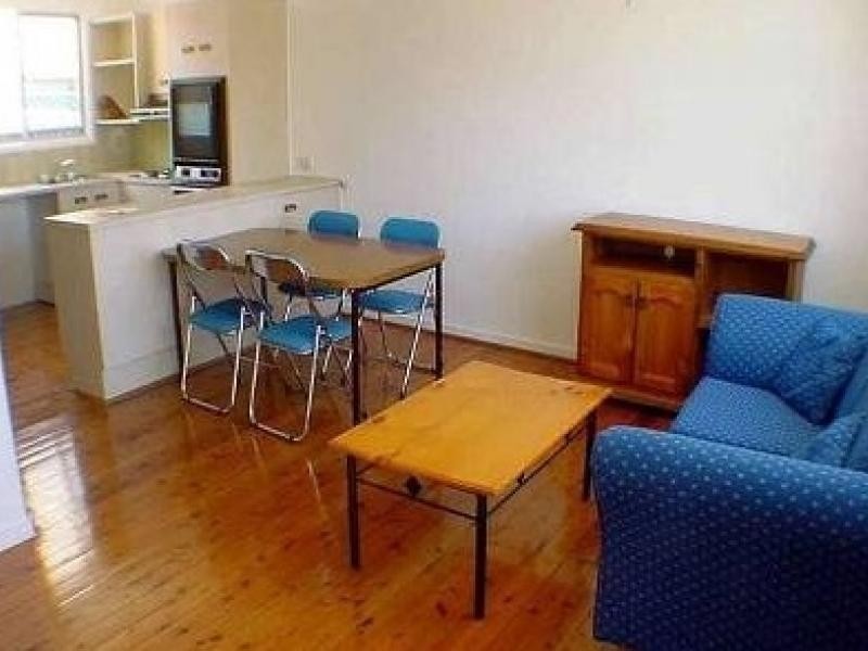 41 Errol Ave, Paradise Point QLD 4216