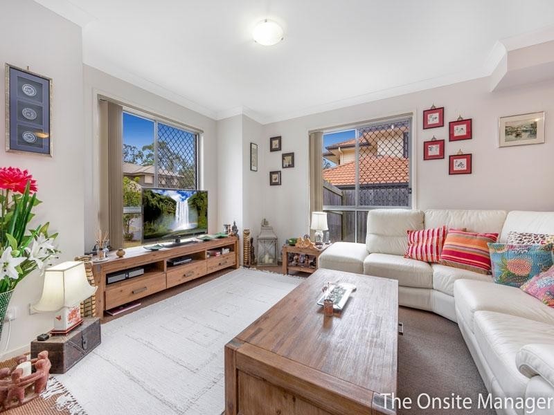 32 Earnshaw Street, Calamvale QLD 4116