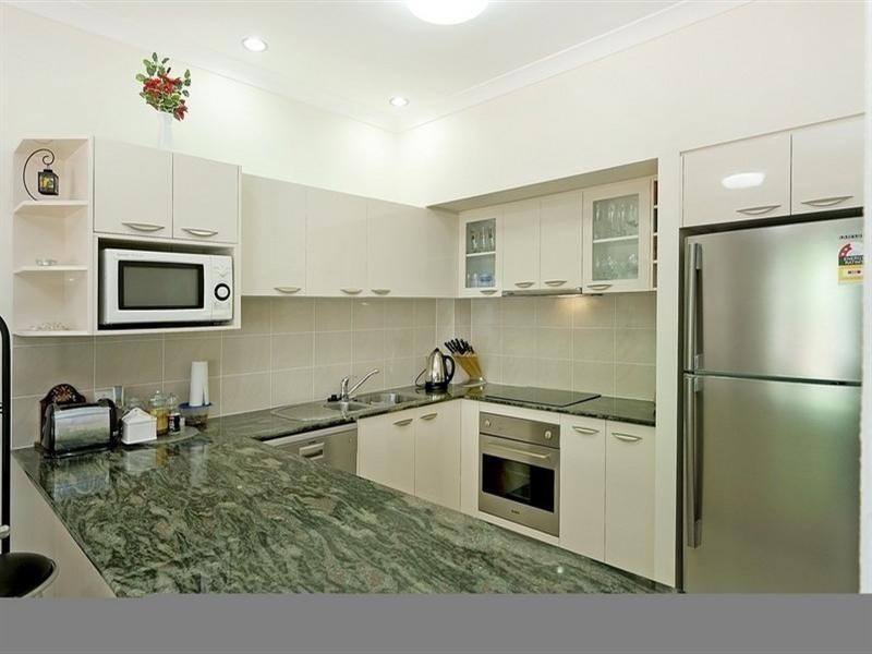 Hope Island QLD 4212