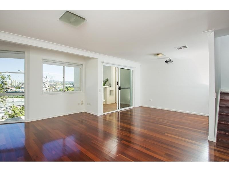 7 Boyd ST, Bowen Hills QLD 4006