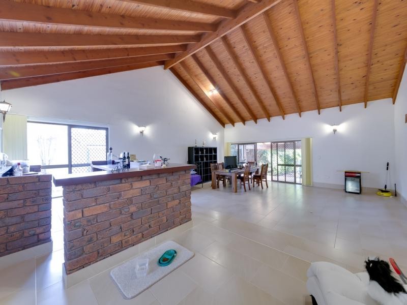 21 Ruth Terrace, Oxenford QLD 4210