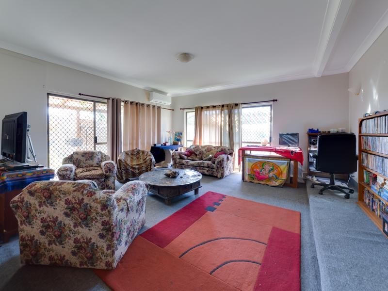 21 Ruth Terrace, Oxenford QLD 4210