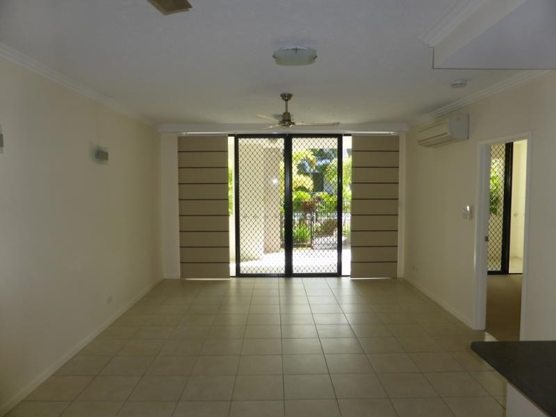 1/6-24 Henry Street, West End QLD 4810