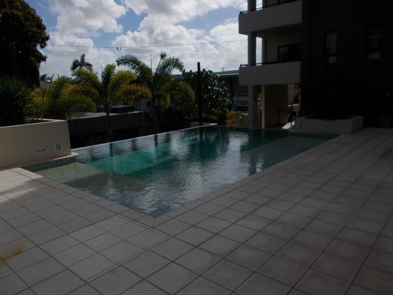 93-95 McLeod Street, Cairns City QLD 4870