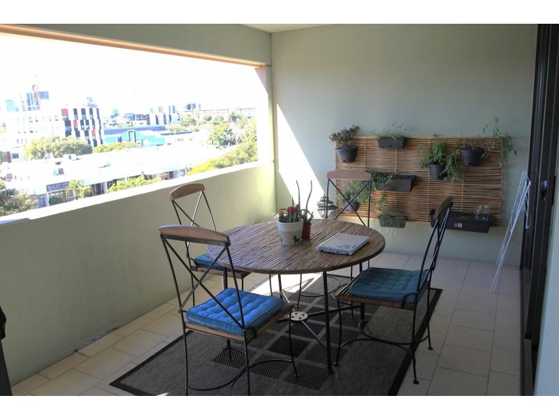 1722/ 8 Musgrave St, West End QLD 4101