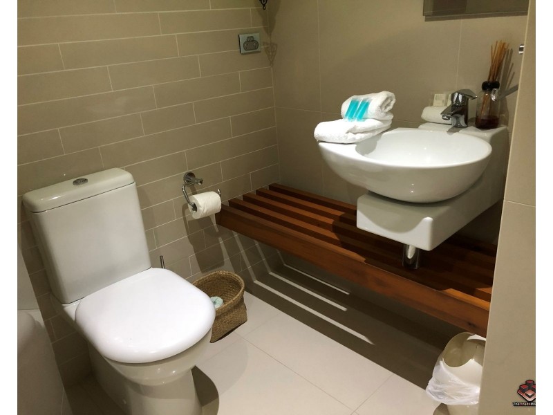 ID:3838840/392-398 Marine Parade, Labrador QLD 4215
