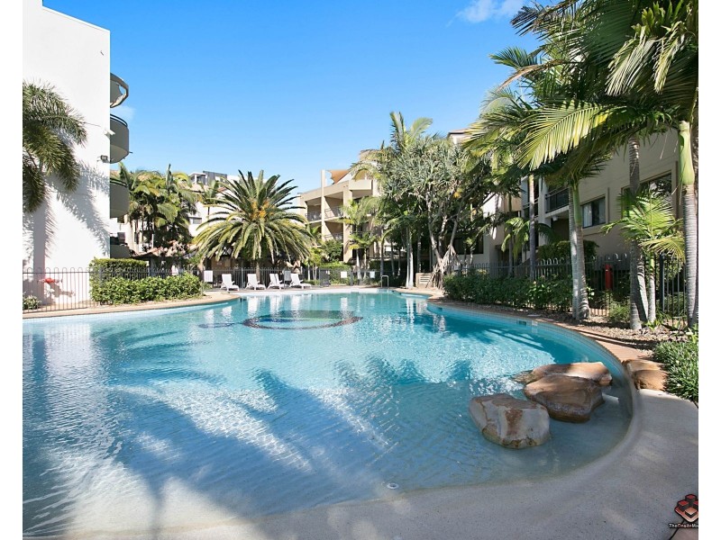 ID:3838842/392 Marine Parade, Labrador QLD 4215