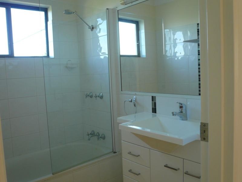 8/18 Kedron Street, Wooloowin QLD 4030