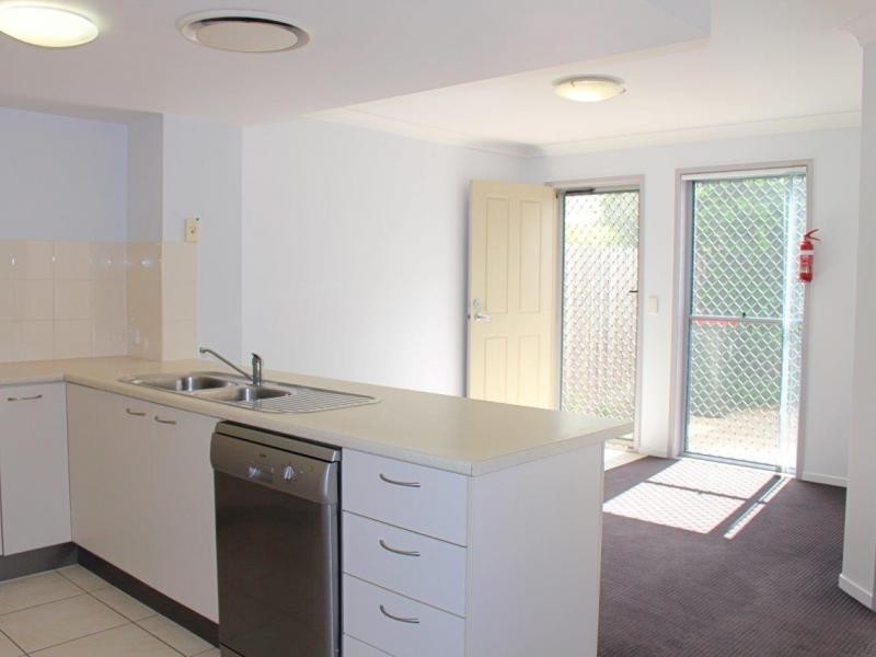 110/95 Lexey Crescent, Wakerley QLD 4154