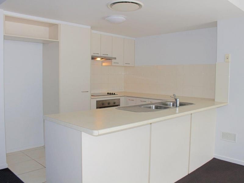 110/95 Lexey Crescent, Wakerley QLD 4154