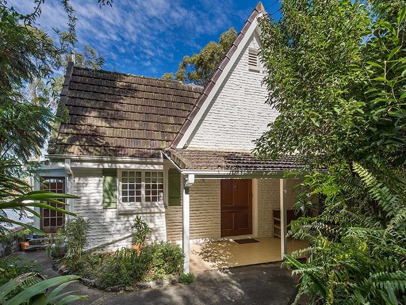 34 Simpsons Road, Bardon QLD 4065