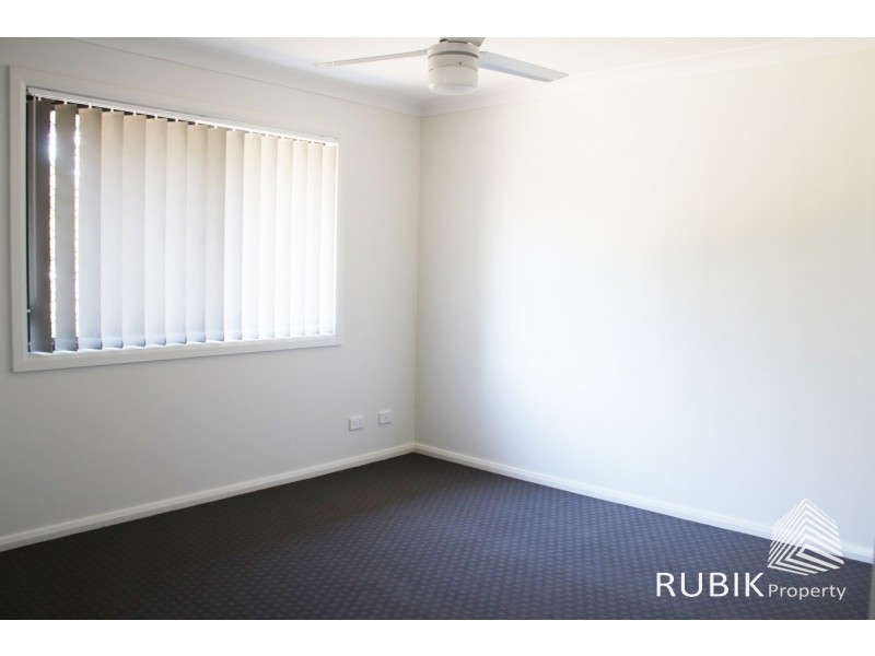 49 Cloverdale Road, Doolandella QLD 4077