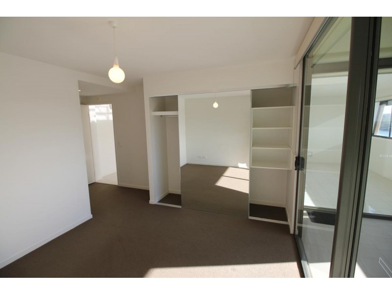 1721/ 8 Musgrave St, West End QLD 4101