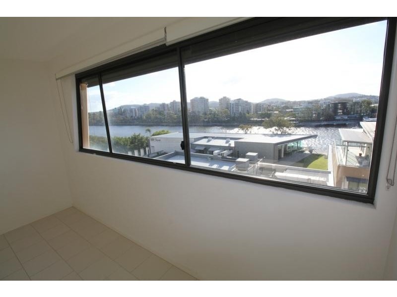 1721/ 8 Musgrave St, West End QLD 4101