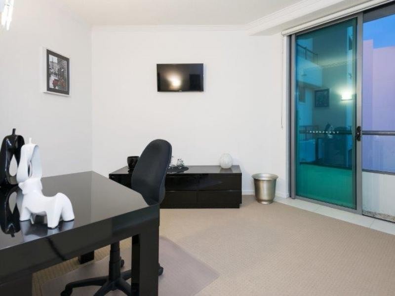 28 Bayview Street, Runaway Bay QLD 4216