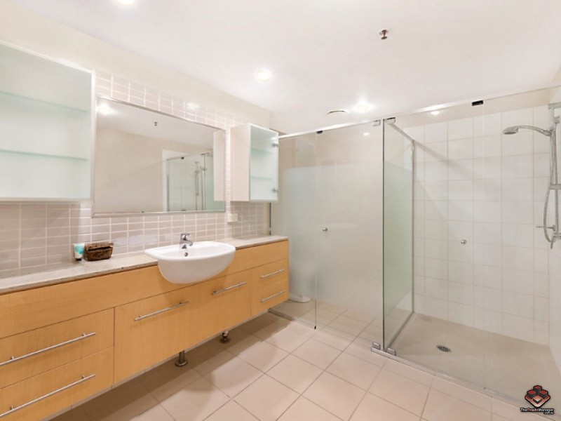 105 Scarborough Street, Southport QLD 4215