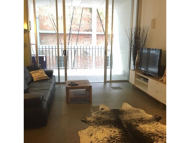 U153/8 Skyring Terrace, Teneriffe QLD 4005