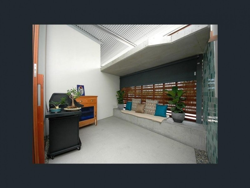 0544/8 Skyring Terrace, Teneriffe QLD 4005