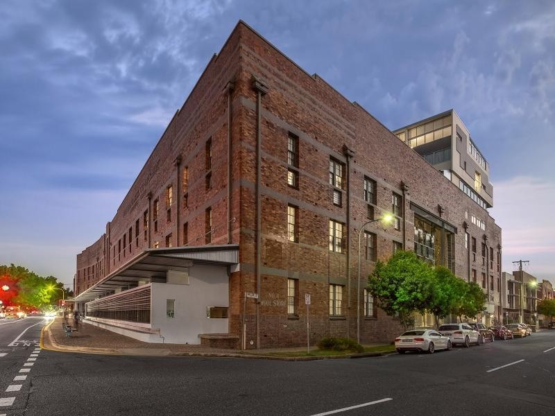 U1566/8 Skyring Terrace, Teneriffe QLD 4005