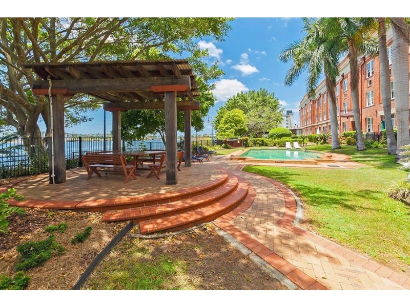 53 Vernon Terrace, Teneriffe QLD 4005