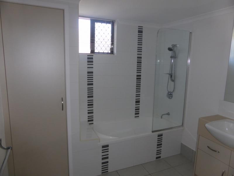 _6-24 Henry Street, West End QLD 4810