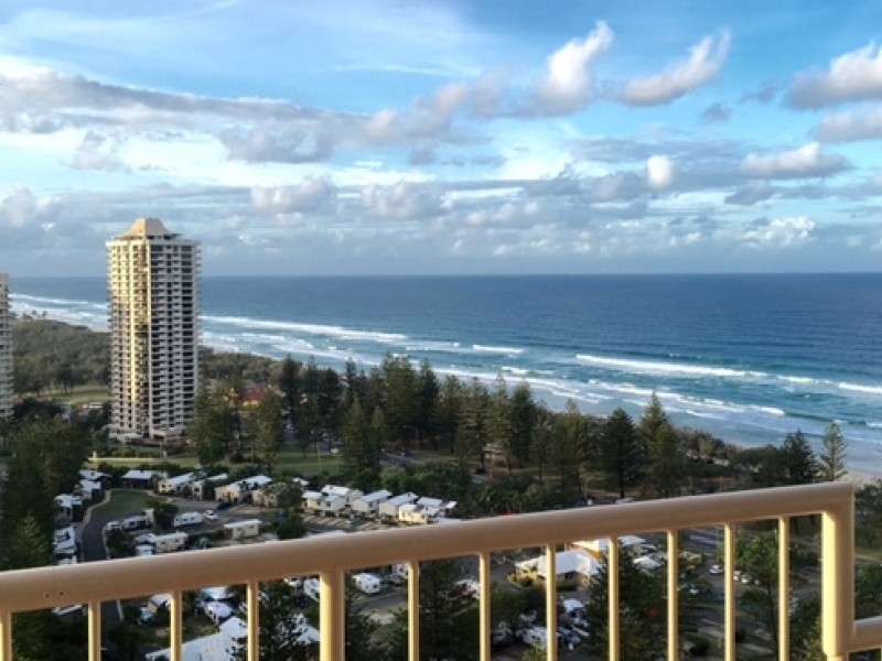1 Peak Avenue, Main Beach QLD 4217