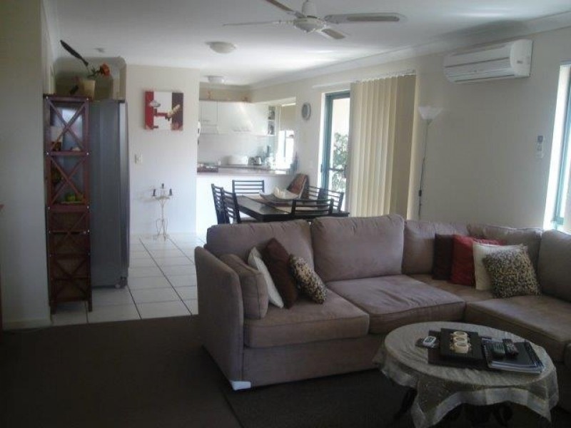 6 Buddy Holly Close, Parkwood QLD 4214