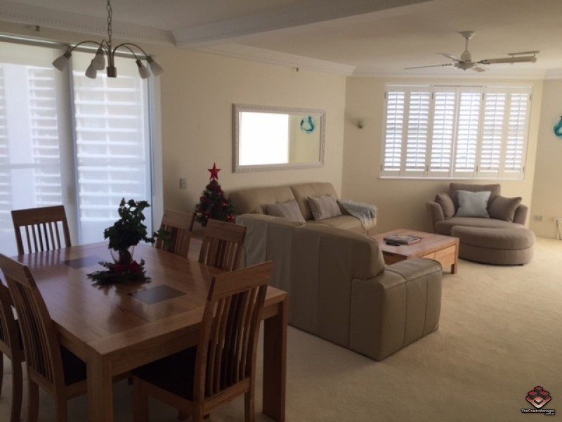 12 Commodore Drive, Paradise Waters QLD 4217