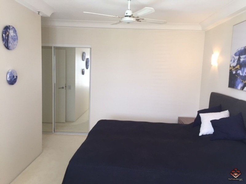12 Commodore Drive, Paradise Waters QLD 4217