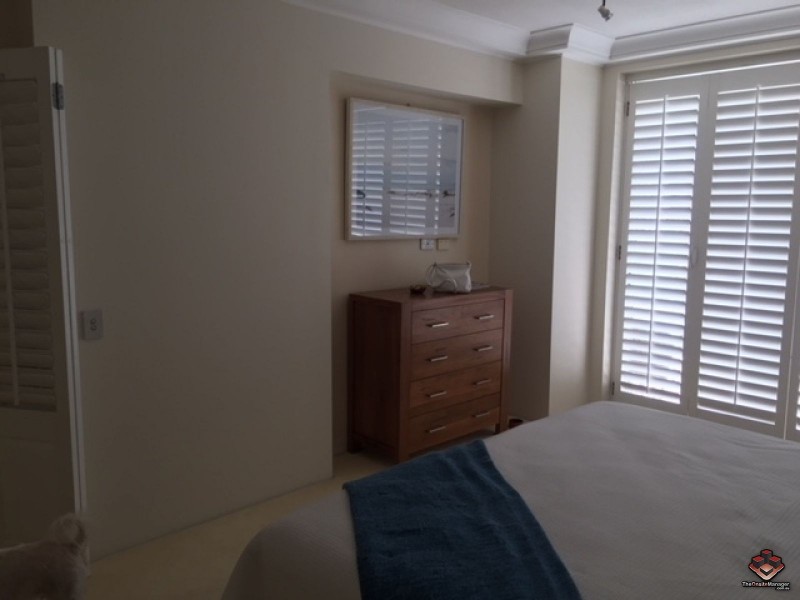 12 Commodore Drive, Paradise Waters QLD 4217