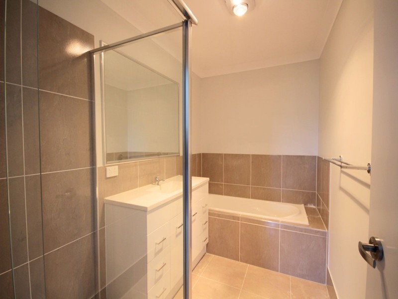 U1 / 10 Cronin Street, Morayfield QLD 4506