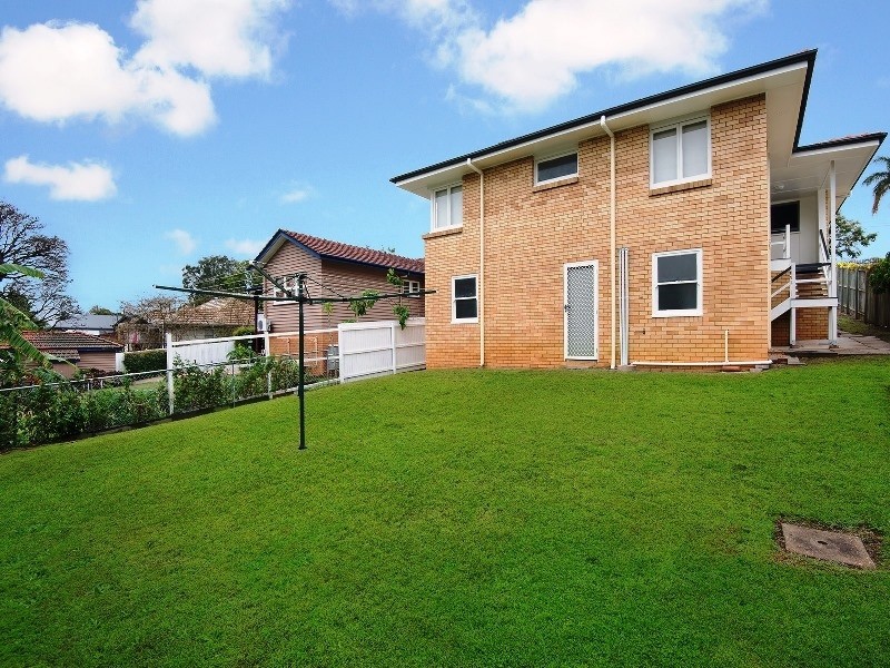 199 Rode Road, Wavell Heights QLD 4012