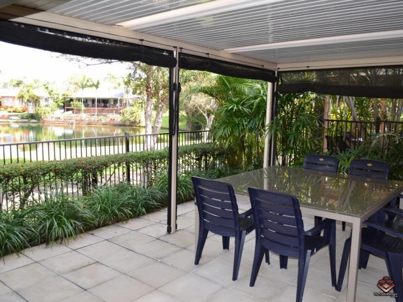 Unit 14 / 173 Barrier Reef Drive, Mermaid Waters QLD 4218