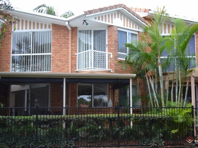 Unit 14 / 173 Barrier Reef Drive, Mermaid Waters QLD 4218