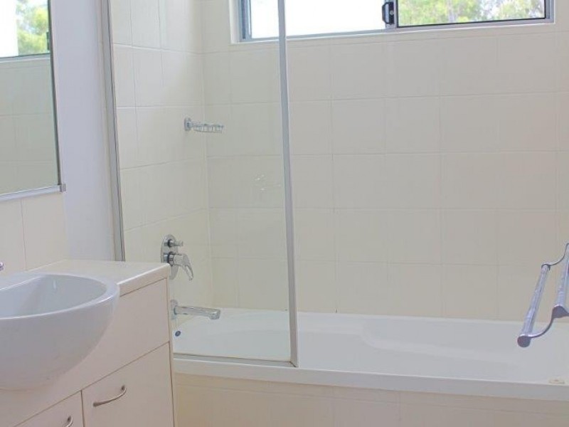 111 / 95 Lexey Crescent, Wakerley QLD 4154