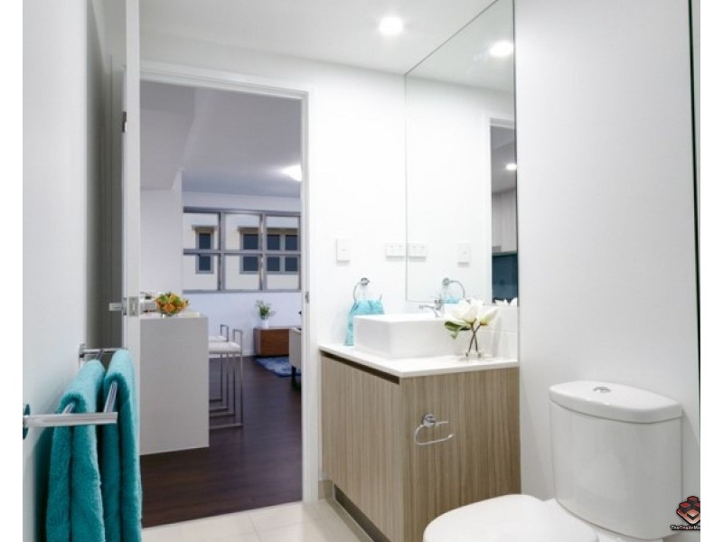 ID:3846308/42 Laver Drive, Robina QLD 4226