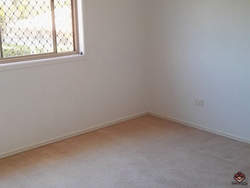 121 Golden Avenue, Calamvale QLD 4116