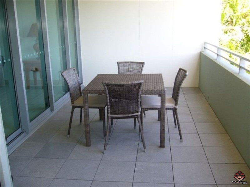 6-24 Mariners Drive, Townsville City QLD 4810