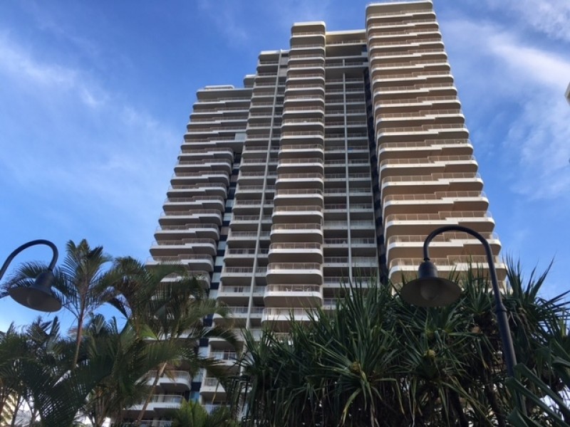 1 Peak Avenue, Main Beach QLD 4217