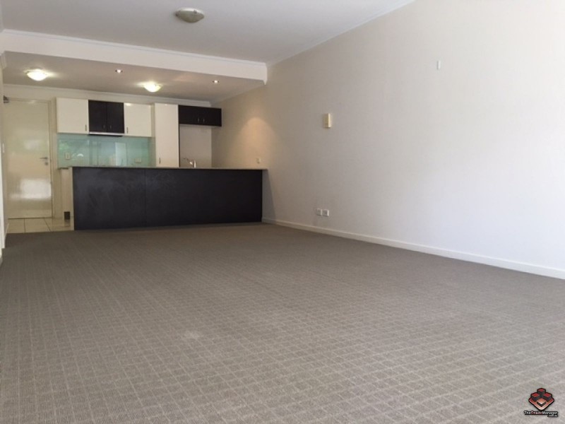 2/24 Allwood Street, Indooroopilly QLD 4068